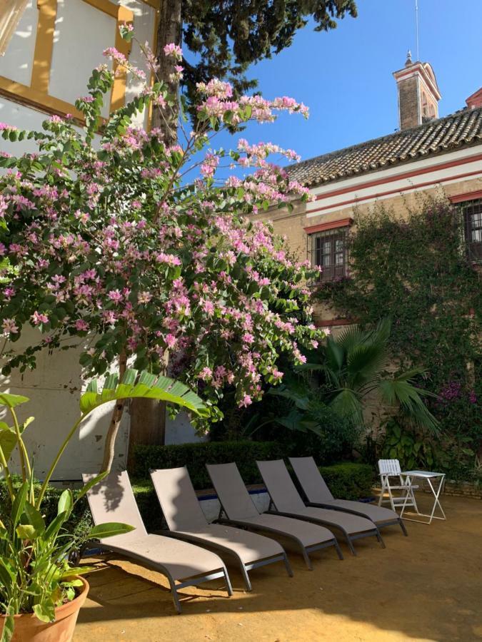 Villa Elvira, Exclusive Pool And Gardens In The Heart Of Sevilla Exterior photo