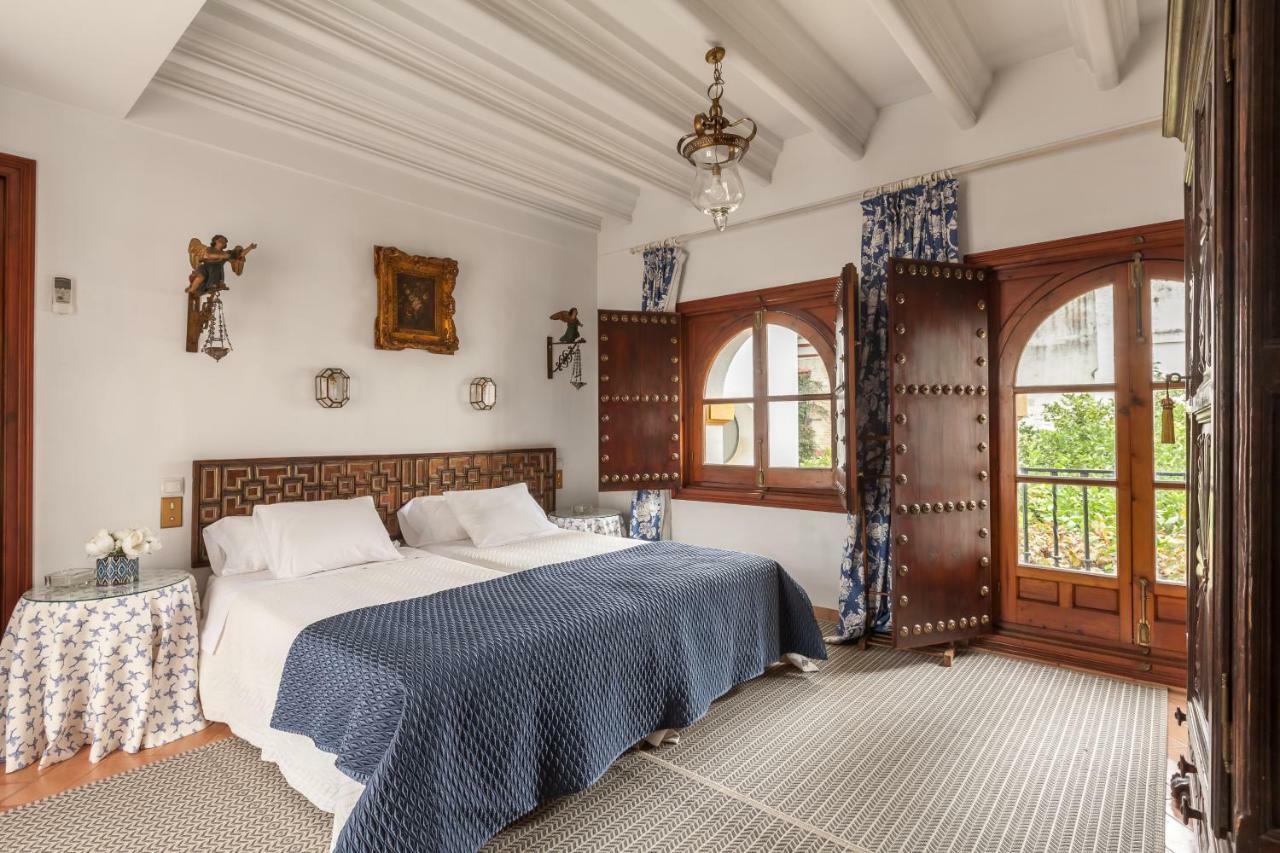 Villa Elvira, Exclusive Pool And Gardens In The Heart Of Sevilla Exterior photo