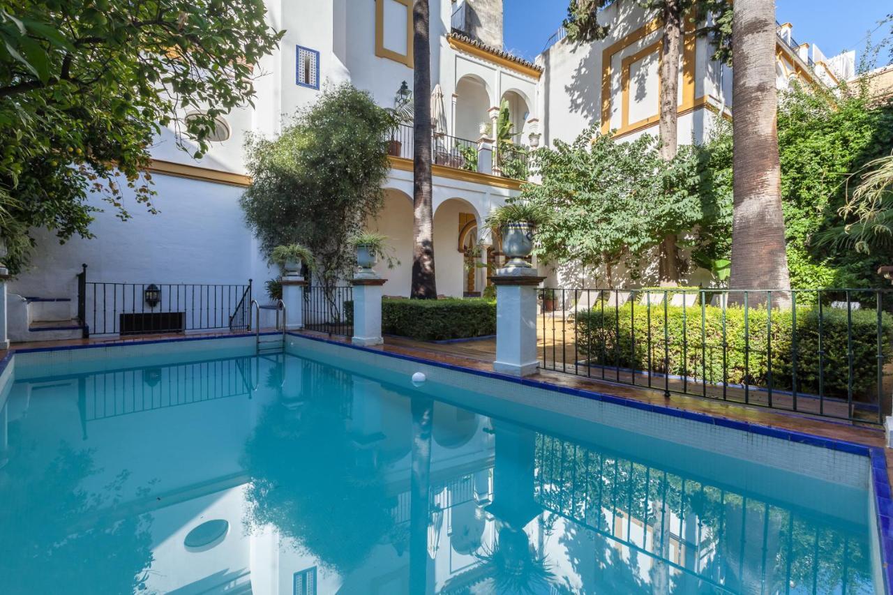 Villa Elvira, Exclusive Pool And Gardens In The Heart Of Sevilla Exterior photo