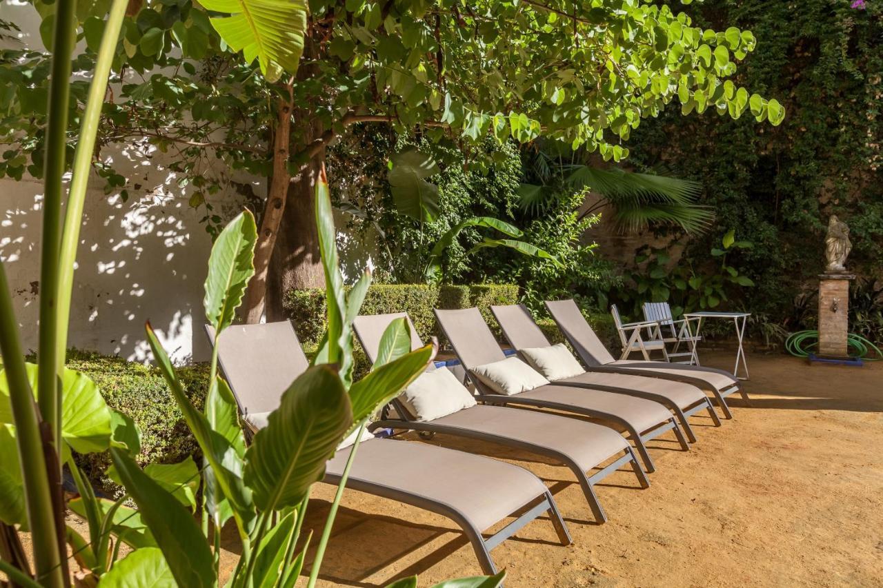 Villa Elvira, Exclusive Pool And Gardens In The Heart Of Sevilla Exterior photo