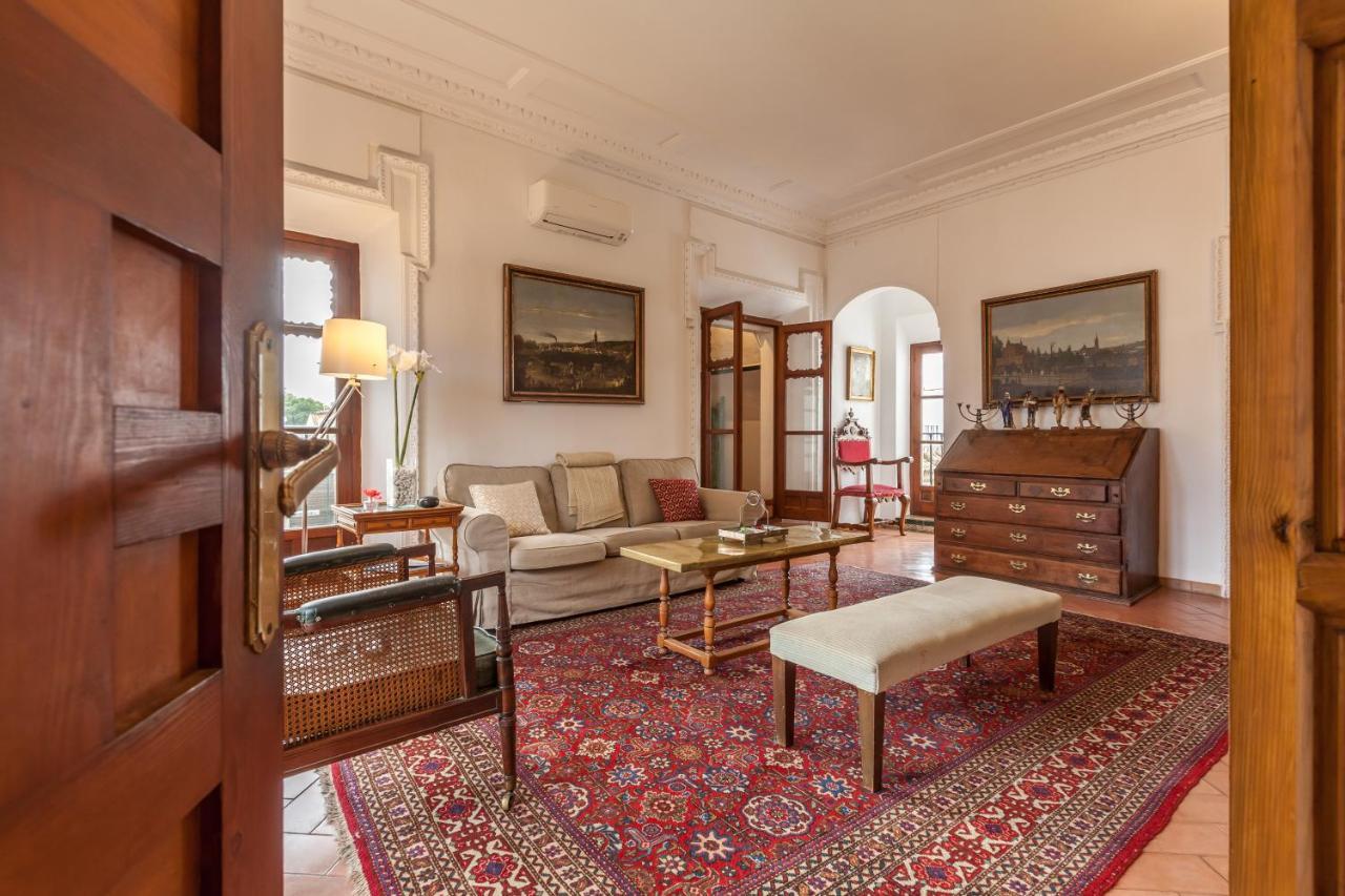 Villa Elvira, Exclusive Pool And Gardens In The Heart Of Sevilla Exterior photo