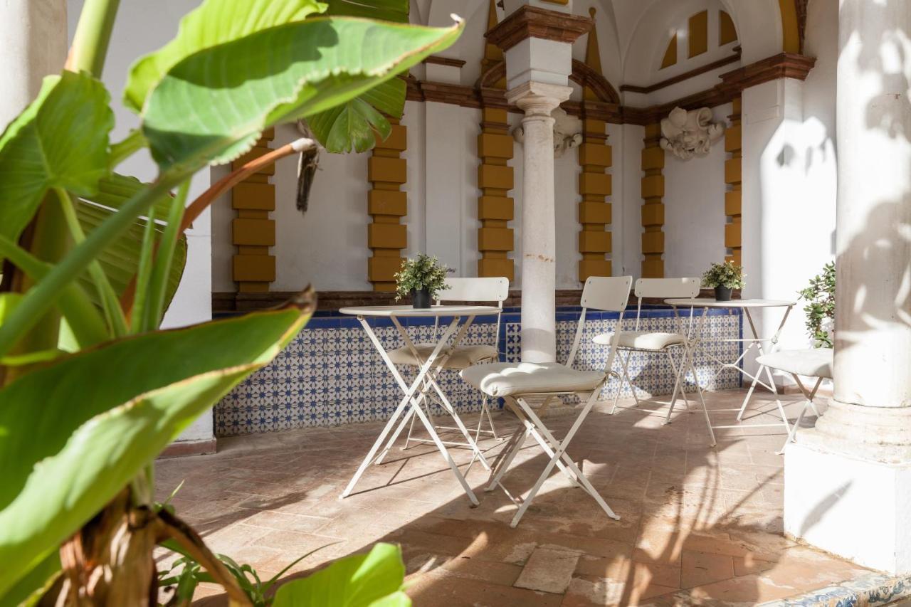Villa Elvira, Exclusive Pool And Gardens In The Heart Of Sevilla Exterior photo